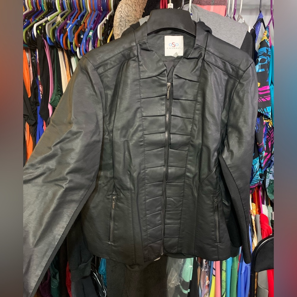 OSO casuals vegan leather ruffle jacket black, size 1xl brand new, never worn.